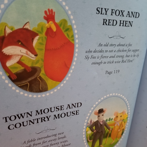 Set of 2 hardcover childrens books of Favorite Stories and Bedtime Tales - Picture 7 of 14